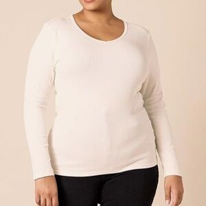 Amazon Essentials Womens Slim-Fit Long Sleeve Rib V-Neck T-shirt Eggshell/White